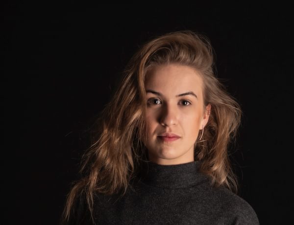 Headshot of Charlotte Corderoy