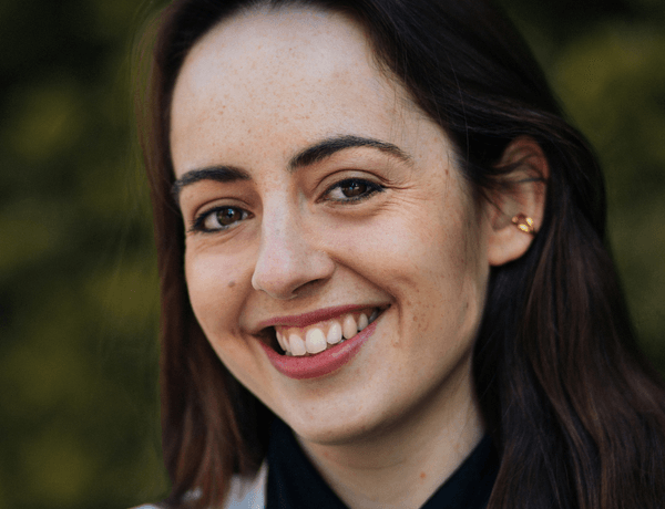 Headshot of conductor Olivia Clarke