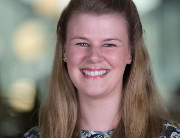 Headshot of violinist Charlotte Skinner