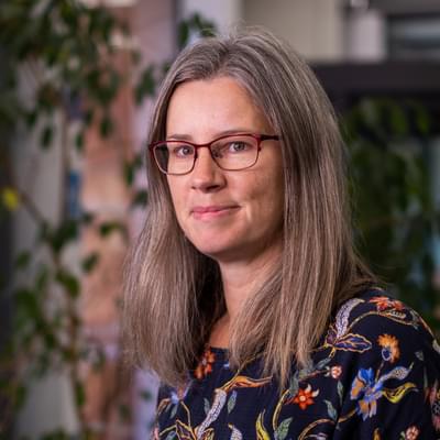 Headshot of Melanie Ryan