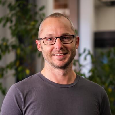 Headshot of Peter Clarke