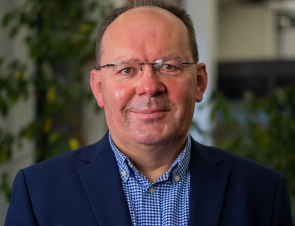 Headshot: Stephen Maddock OBE