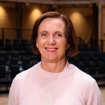 Headshot of Trustee Catherine Wall