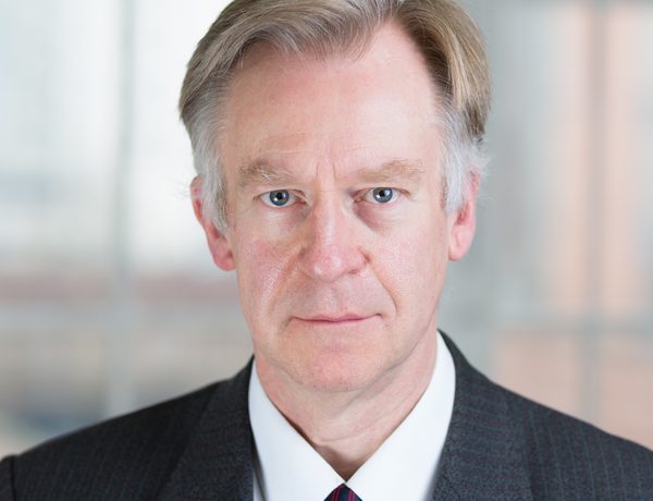 Headshot of David Pett
