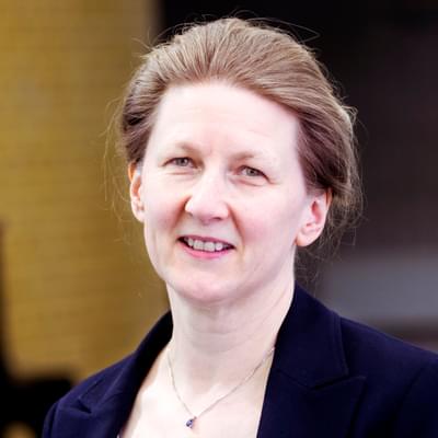 Headshot of Jane Fielding