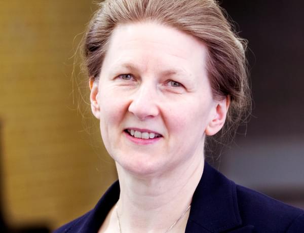 Headshot of Jane Fielding