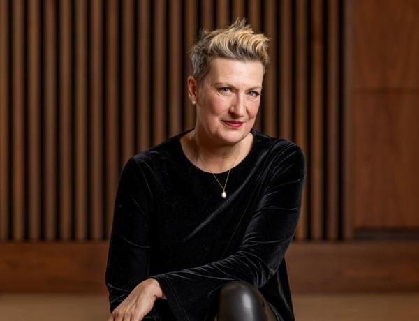 Headshot of Dame Sarah Connolly